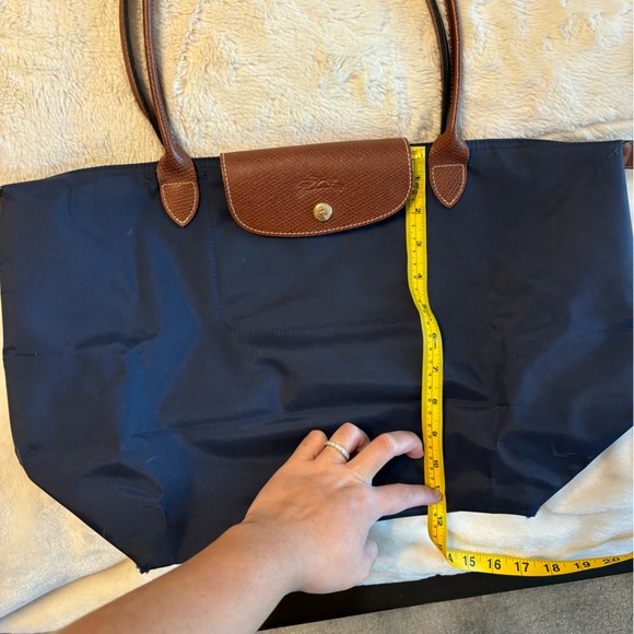 Navy Longchamp Tote- Preloved - Picture 14 of 15